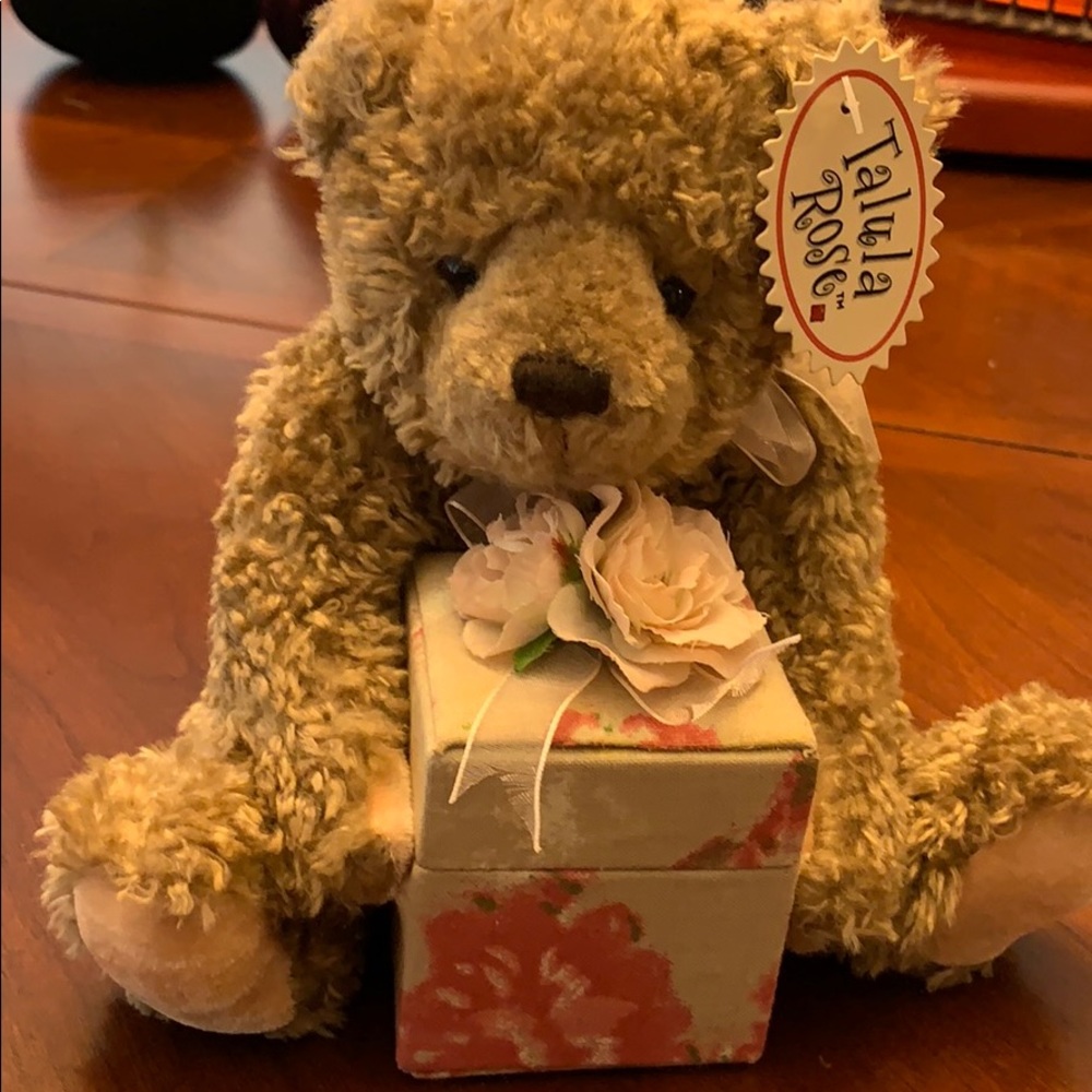 Stuffed bear with jewelry gift box